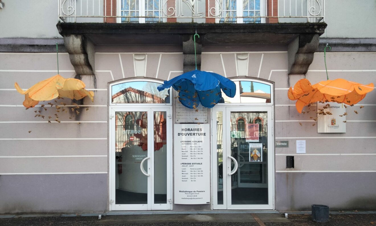 Un parcours artistique et culturel à Pamiers, entre abeilles et miel